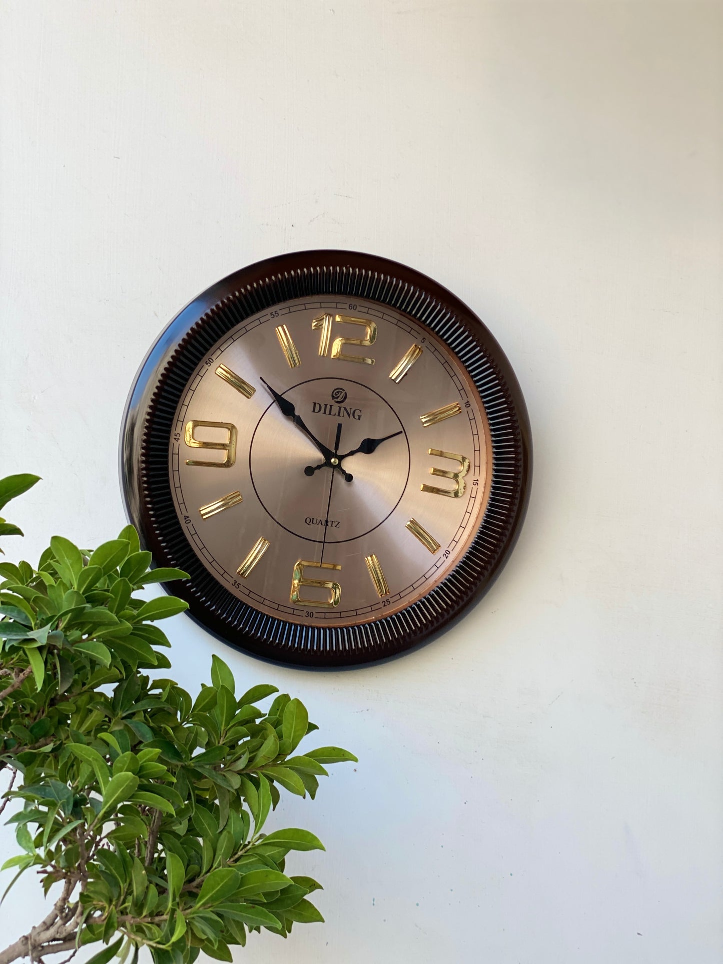 Maroon Ribbed Wall Clock CS-035