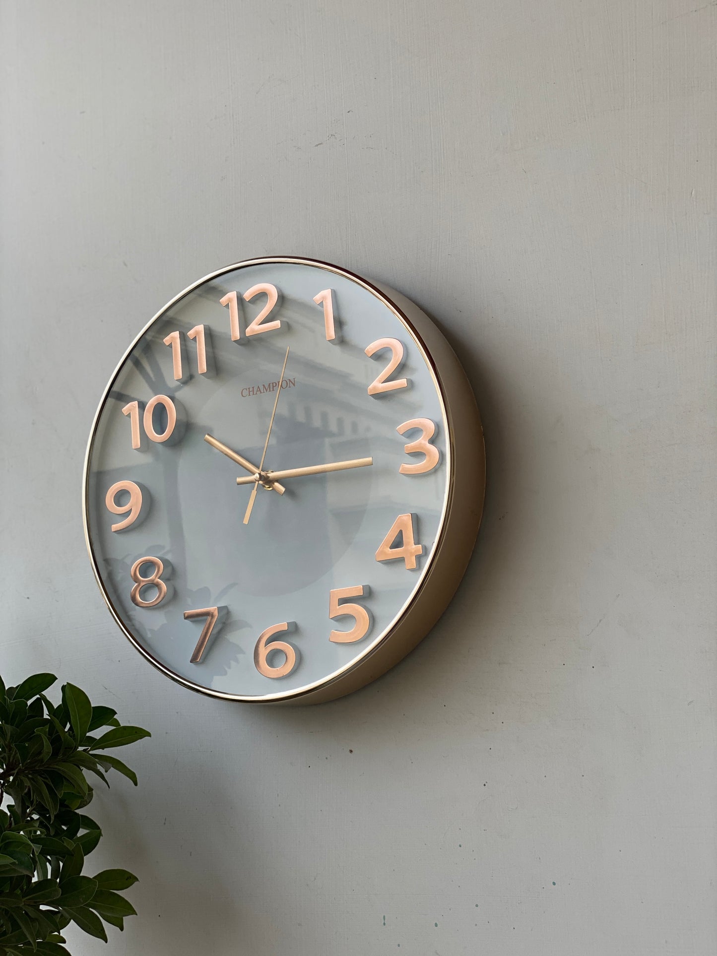 White Gold Accent Wall Clock CS-022