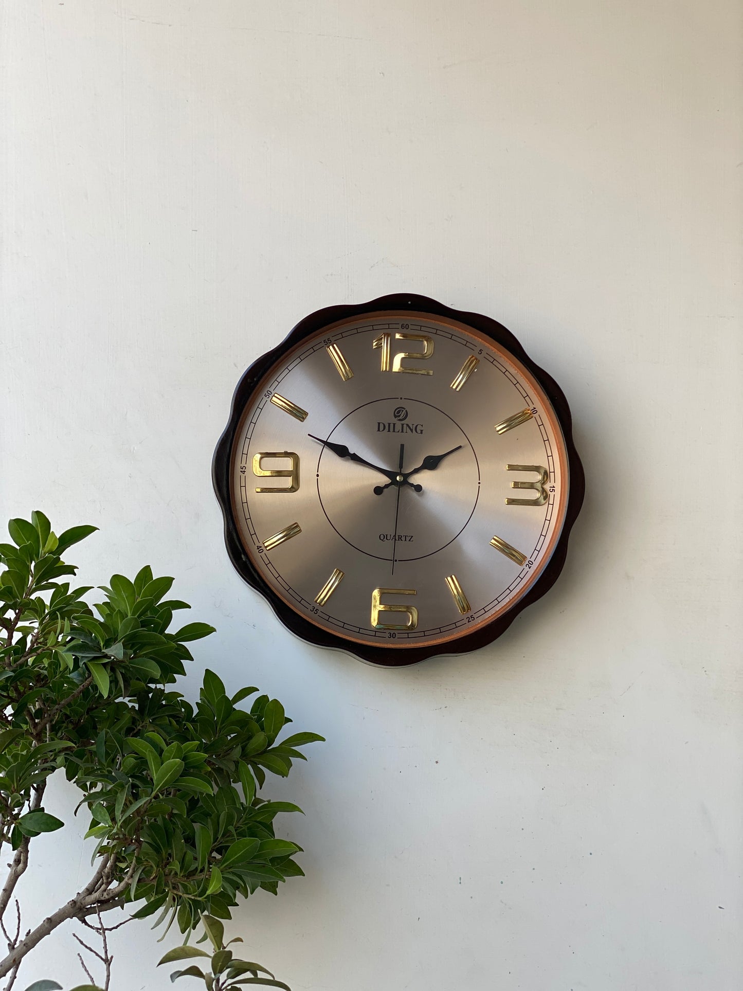 Maroon Scallop Wall Clock CS-027