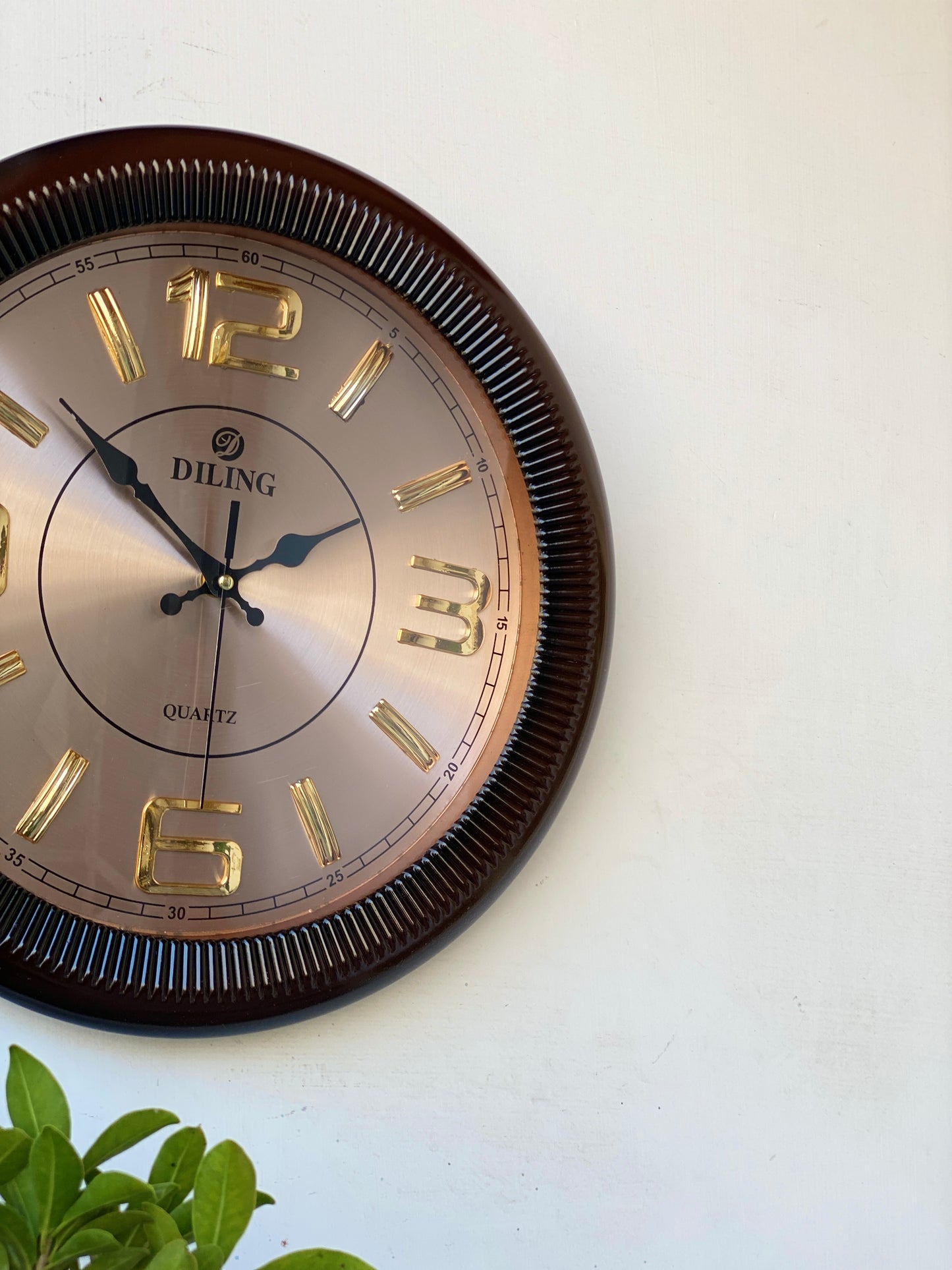 Maroon Ribbed Wall Clock CS-035