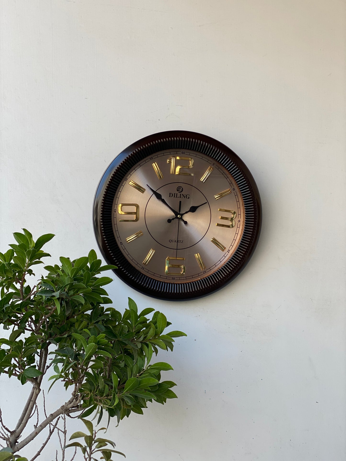 Maroon Ribbed Wall Clock CS-035