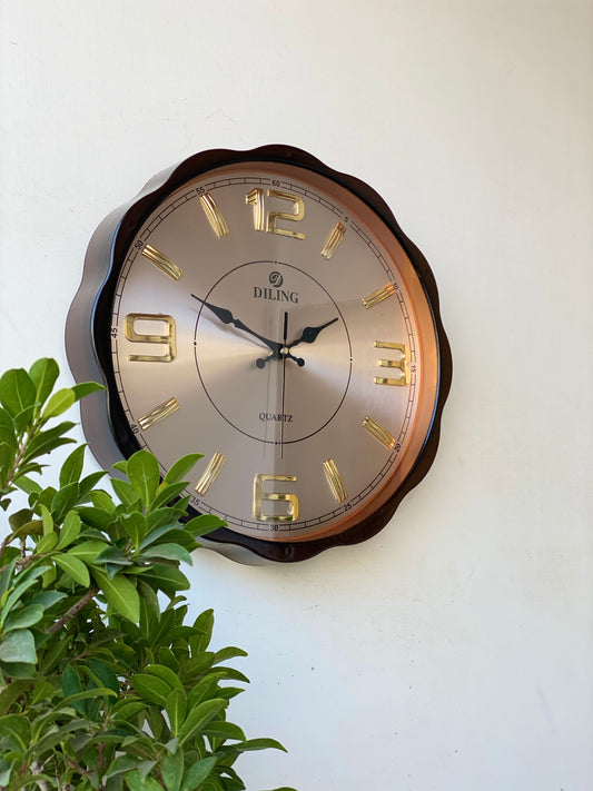 Maroon Scallop Wall Clock CS-027